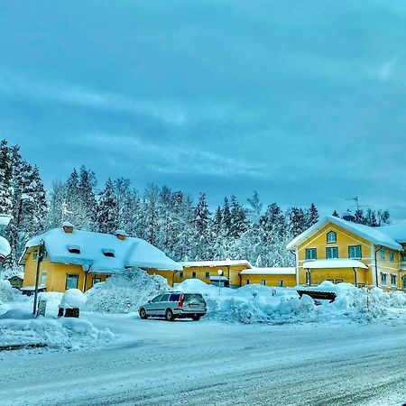 Lokatten Waerdshus Los Bagian luar foto