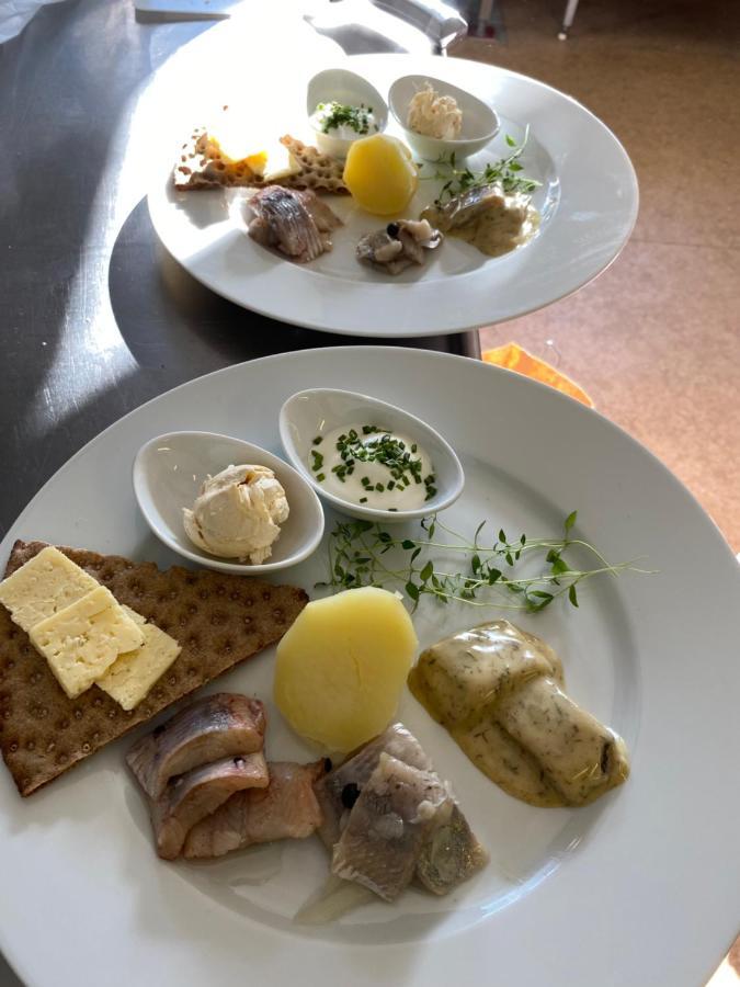 Lokatten Waerdshus Los Bagian luar foto